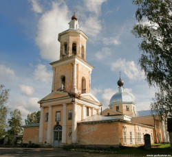 AlexG 
Выдропужск. Смоленская церковь 
2008-09-14 20:27:59