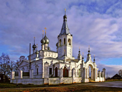 VladN 
John the Goldmouth Church (Храм Иоанна Златоуста) 
2008-09-19 21:19:21