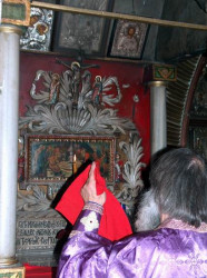 Xenia 
La sfârşitul Sfintei Liturghii pe Golgota 
2008-09-22 23:44:54