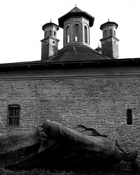 codre 
Lenin 
2008-09-25 10:19:31