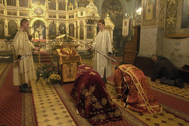 Krestu Twojemu pokłaniajemsia Chrystie