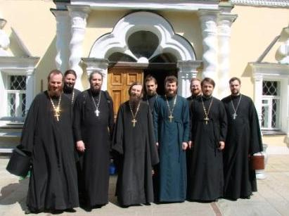 У Троицы окрыленные... (бывшие выпускники Московской Ду