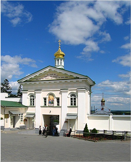 Почаев