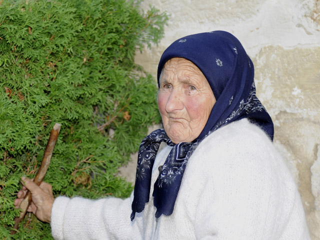 "Veniti la mine toti cei osteniti si impovarati si Eu va voi odihni pe voi!"