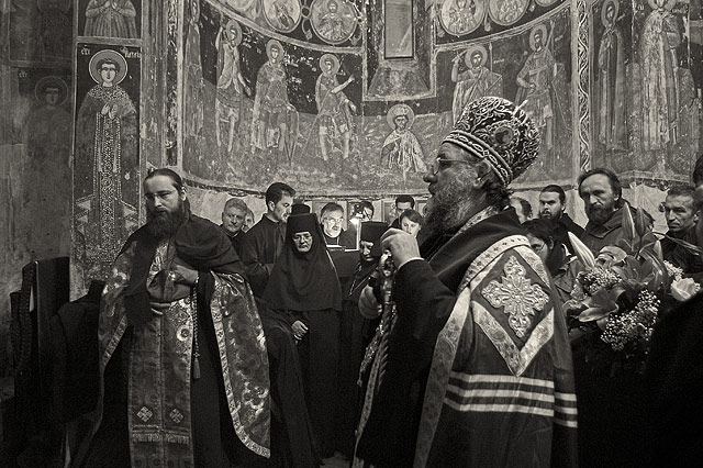 Заједно небески и земаљски
