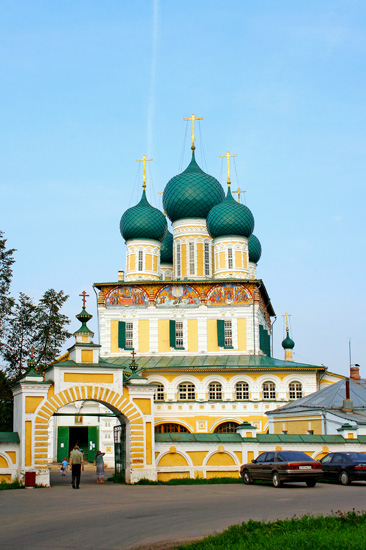 Resurrection Cathedral (Воскресенский собор)