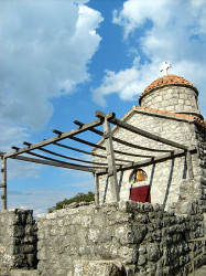 rasonna 
Богородици,... / to the Mother of God... 
2008-10-13 16:13:48