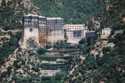 bogdan 
Athos - monaster Simonos Petra 
2008-10-14 22:16:39