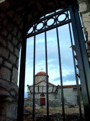 rasonna 
манастирска капија / monastery gate 
2008-10-16 23:34:41