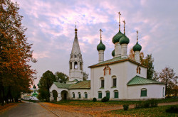 VladN 
Nicola Rubleniy gorod church (Храм Никола Рубленый город) 
2008-10-18 20:07:55