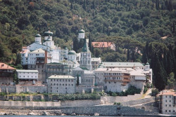 bogdan 
Athos - monaster św.Pantelejmona (2) 
2008-10-24 13:12:32
