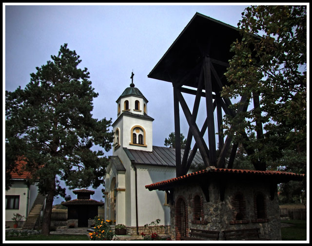 Храм Св. Димитрија, Бањани