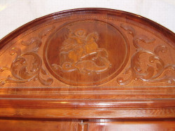 rosmarinus 
Св.Ђорђе, детаљ са резбарених врата цркве у Метковићу 
2008-11-01 21:33:03