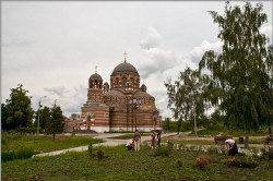 solo 
Храм Живоначальной Троицы в с. Щурово 
2008-11-07 18:40:06