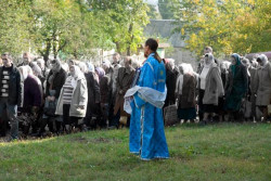 sandr 
 religious procession 
2008-11-10 13:10:24
