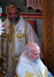 iliana 
Archbishop Gregorios of Thyateira and Great Britain and Bishop Athanasios of Tropaeou 
2008-11-19 02:00:13