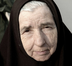 AleksaSrbin 
Мати Јустина 
2008-11-20 07:37:29