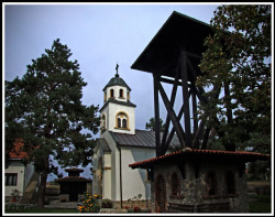 dragoj03 
Храм Св. Димитрија, Бањани 
2008-11-30 21:54:10