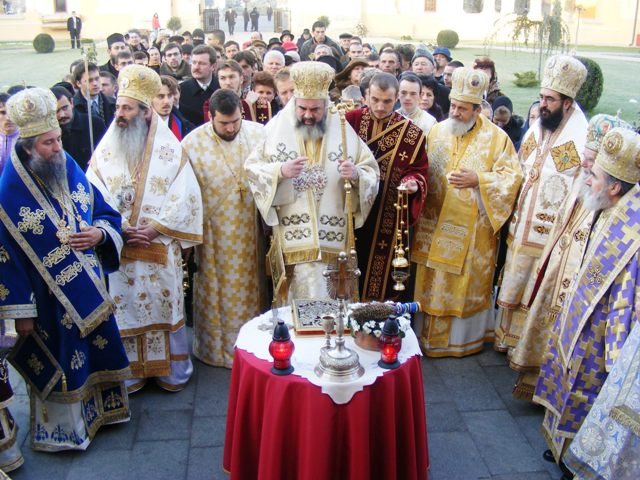 Resfintirea Catedralei Incoronarii, Alba - Iulia