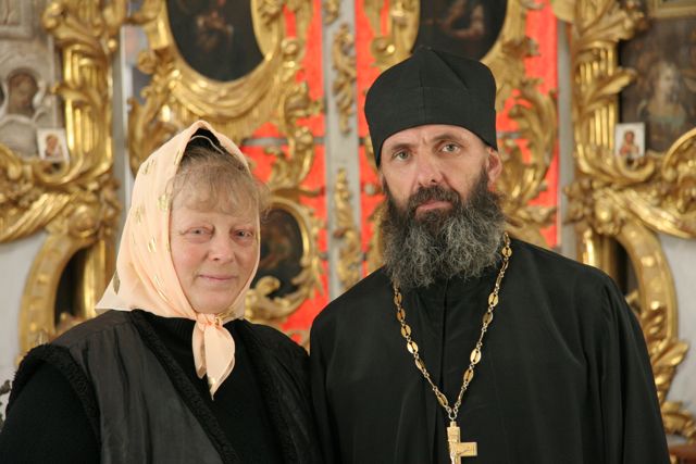 Батюшка и матушка