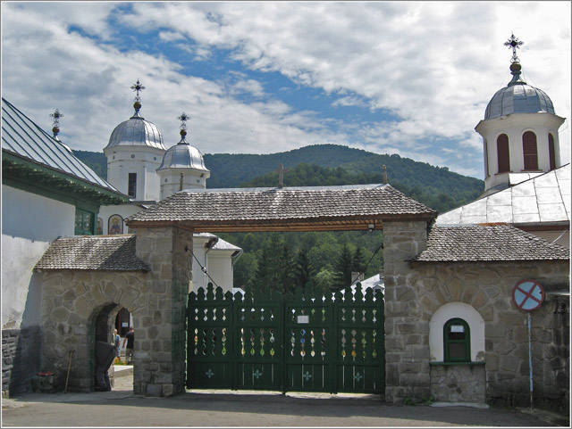 Suzana Monastery