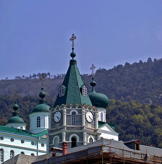 Στην Ι. Μονή Παντελεήμονος - At St. Panteleimon's Monastery