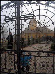Florina 
Primul hram al Bisericii Sfantul Andrei din Bragadiru 
2008-12-02 21:14:41