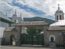 OvidiuMihail 
Suzana Monastery 
2008-12-15 17:43:17