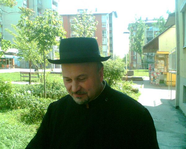 Протојереј Мирко у парохији на Војничком тргу