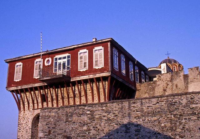 Σαχνισί στο Βατοπέδι - Oriel at Vatopediou H. Monastery