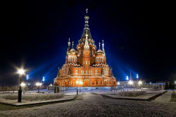 myizhevsk 
Свято-михайловский собор в Ижевске 
237 
2009-01-08 17:12:21