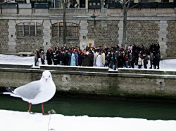 inistea 
Orthodox Epiphany 2009 to Seine river in Paris 
2009-01-09 23:58:56
