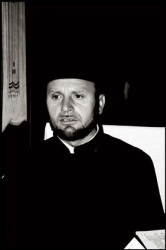 m.marinkovic 
Svestenik Ivan 
2009-01-13 02:42:52