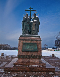 andy65 
Памятник Кириллу и Мефодию 
2009-01-22 09:36:10