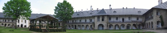 Curtea Manastirii Neamt