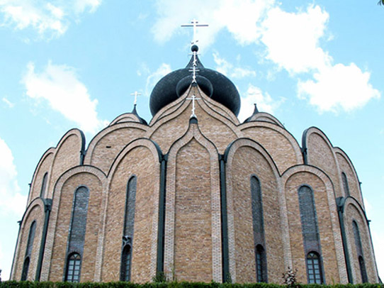 Cerkiew Św. Ducha - symetrycznie
