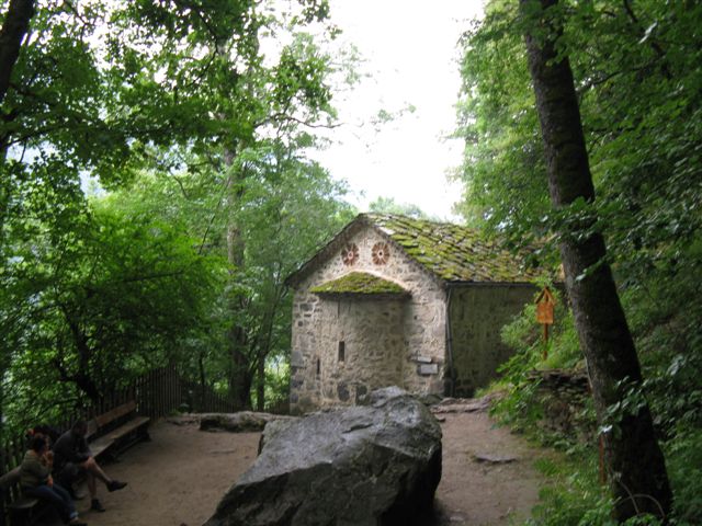 Храм Успение на Св. Ив. Рилски