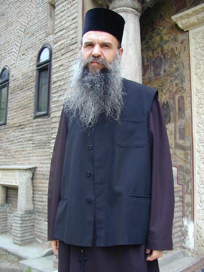 Fr. Irineu Curtescu