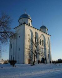 smikh 
Георгиевский собор 
2009-02-05 00:19:48