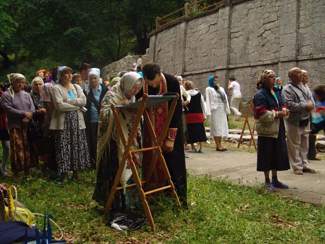 На исповеди.