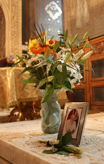 Spring came at the grave of Patriarch Teoctist, too ...