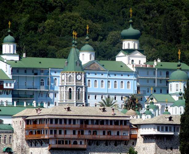 Ruski manastir SVETI PANTELEJMON na Svetoj Gori Atonskoj