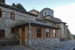 thiv_col_Athos 
Κυριακό Ι. Σκήτης Ιβήρων - H. Skete Iveron's kyriakon  
2009-03-12 16:29:02