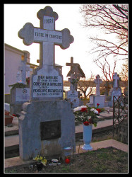 cosmin 
Totul in Hristos/Everything in Christ 
2009-03-18 07:24:25