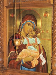 angus 
The Theotokos 
2009-03-19 14:54:34