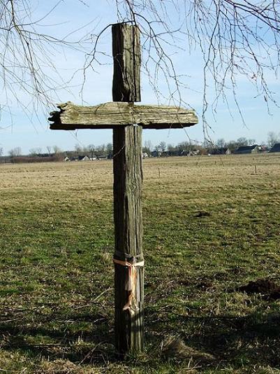 Krzyż przy kryniczce w Knorydach