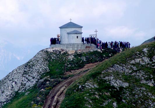 Lovcenska crkva na Bjelacici ( 2007 m.)
