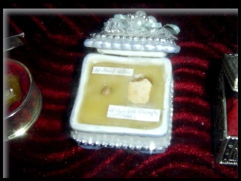  Sf Moaste/ Holy relics