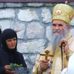 кетеван 
Детаљ литије... 
159 
2009-04-01 11:10:37