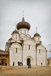 solo 
Успенский собор в Старицком Успенском монастыре  
2009-04-05 00:43:54